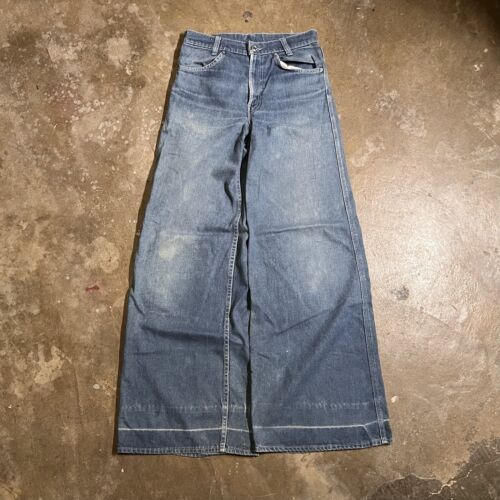 Vintage Levi’s Blue Tab Wide Leg Baggy Bell Bottom Denim Jeans Women’s 30x31 - Picture 1 of 11