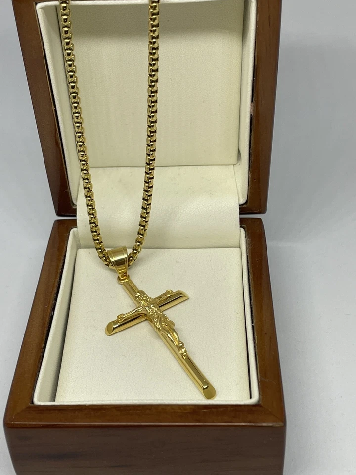 Impresionante Collar de Cadena Crucifijo Jesús Crucifijo de Oro 9 quilates 20" CAJA DE REGALO GRATUITA Foto 2 de 4