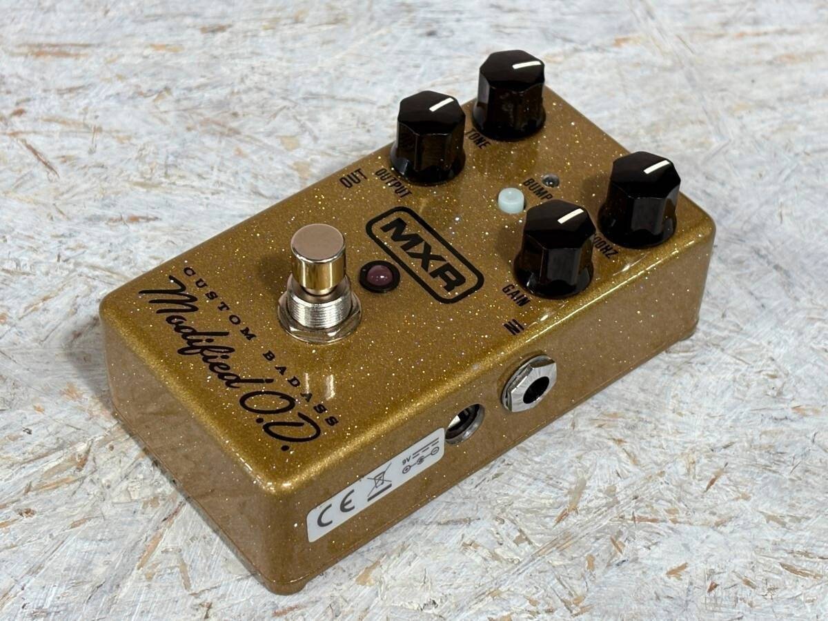 ギター MXR M77 Custom Badass Modified Overdrive MXR® CUSTOM BADASS™ MODIFIED O.D. - Dunlop
