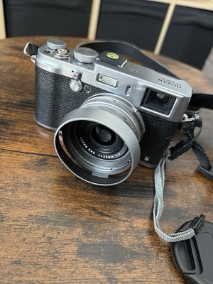 Fujifilm X100S   Top Zustand   nur 7.900 Auslösungen