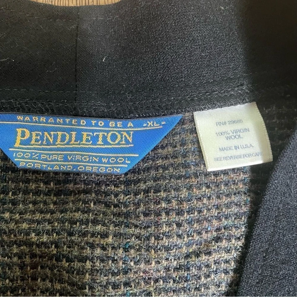 Vintage PENDLETON USA brown black WOOL V Neck Grandpa cardigan SWEATER Jacket XL - Image 4 of 4