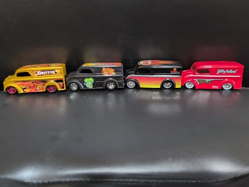 Hot Wheels Dairy Delivery 2006 ¡Lote suelto de 4 pantallas solamente!!! - Imagen 3 de 3