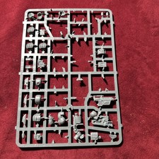 Warhammer 40K: Space Marine- Bits On Sprue B5670