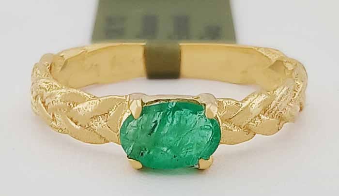 GENUINE 0.76 Cts EMERALD RING 10K GOLD - Free Certificate Appraisal - NWT
