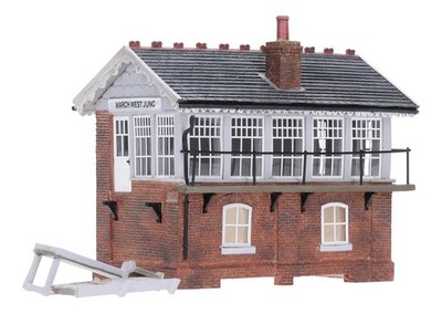 44-0060 Bachmann OO Gauge March West Signal Box - Broken Stairs (Pre-Owned)