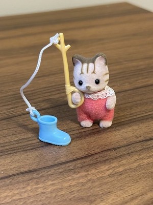 Sylvanian Families Calico Critters Blind Bag Outdoor Apricot Sandy Cat Fishing