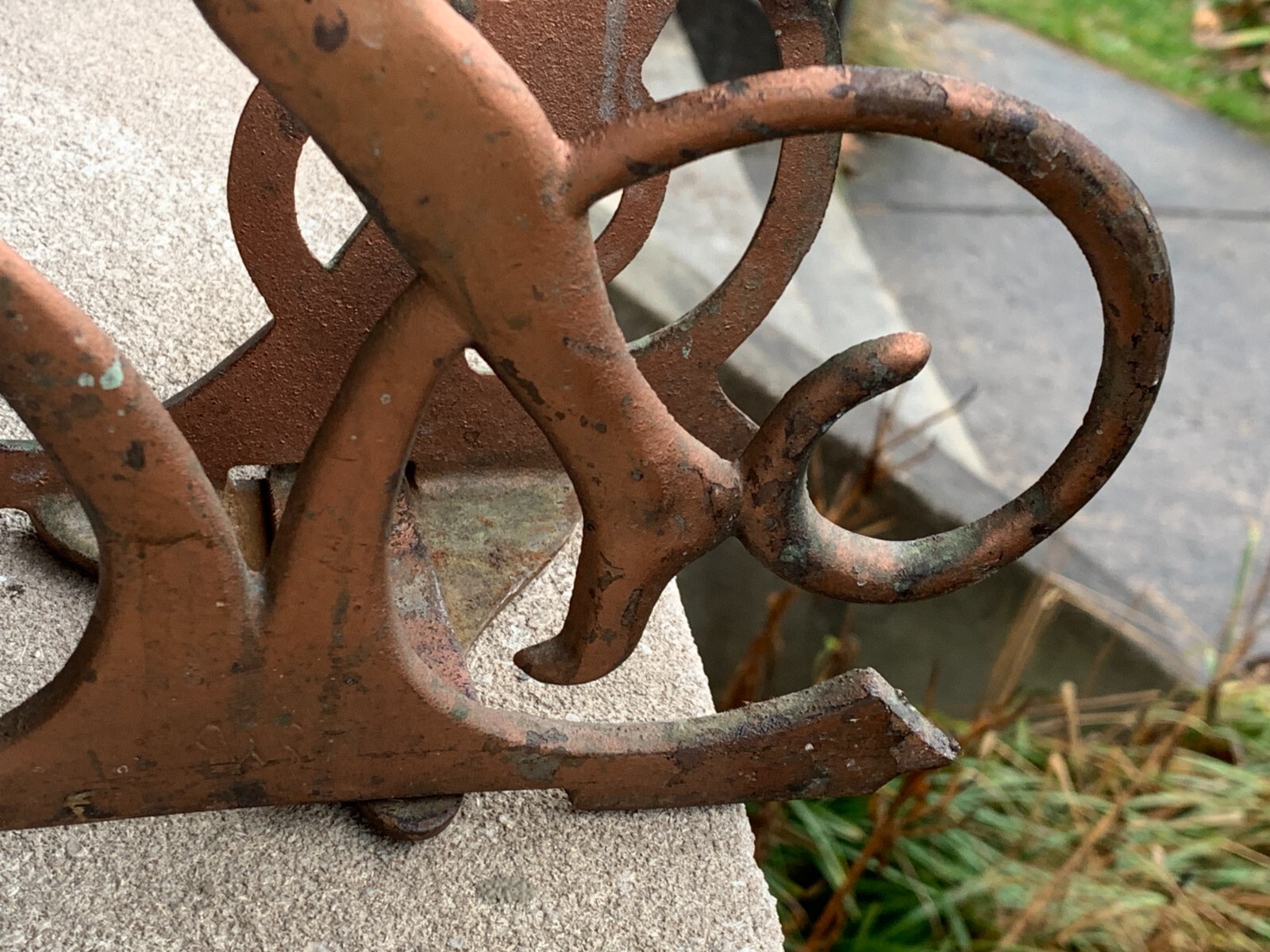 Antique Art Deco Egyptian Revival Seville Art Studios Flute Player Magazine Rack