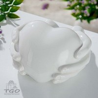 Gilde Skulptur Herz In HäNden Aus Keramik Weiß 18X17Cm-28566