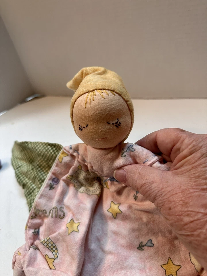 Cobertor de segurança de flanela para boneca de pano Lovey patchwork feito à mão para bebê - Imagem 2 de 4