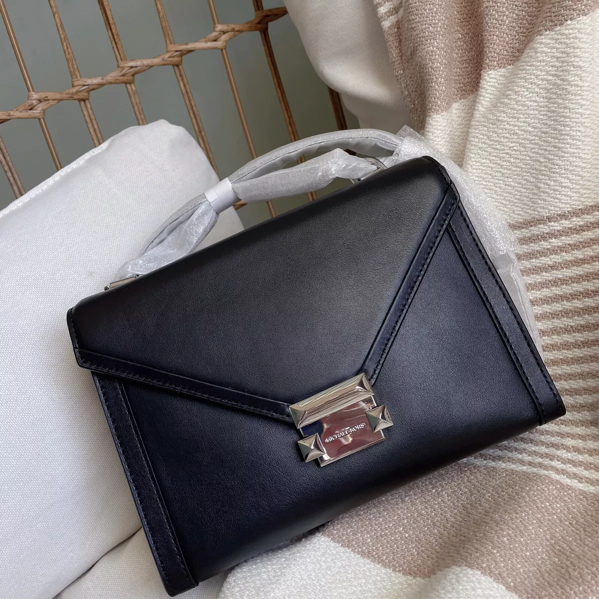 Sac michael hot sale kors whitney noir