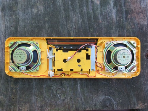 Vintage SONY Sports CFS-950 Speakers 16" Grille Cassette Stereo Radio Boombox - Picture 2 of 9