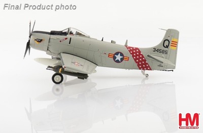 Hobbymaster 1:72 A-1H Skyraider, 134585, 1st FS, VNAF, 1963 HA2921