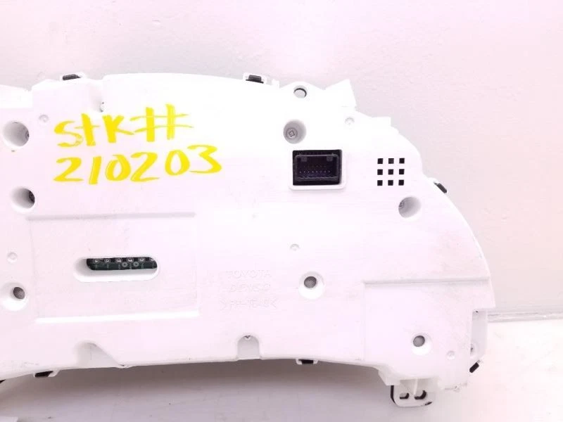 Cuadro de instrumentos velocímetro Lexus RX450H 2010  Foto 4 de 4