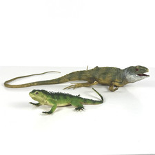 Vintage AAA realistic 13" Iguana Hard Plastic Toy Action Figure + Unbranded Fig