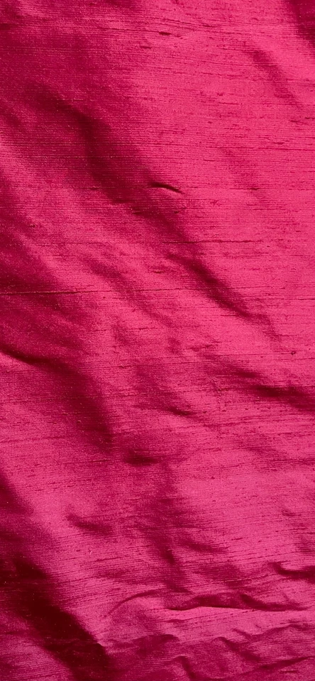 By yard : Gorgeous silk damask (unused) - Image 4 of 4