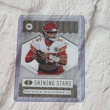 2020 ILLUSIONS PATRICK MAHOMES SHINING STARS INSERT CARD CHIEFS SS3