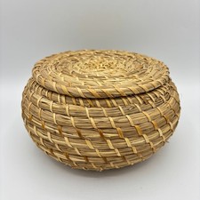 Round Handwoven Seagrass Rattan Storage Basket with Lid Woven Storage Box