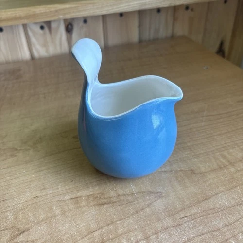 RED WING 1940s EVA ZEISEL Town & Country Creamer DUSK BLUE Beautiful 😍