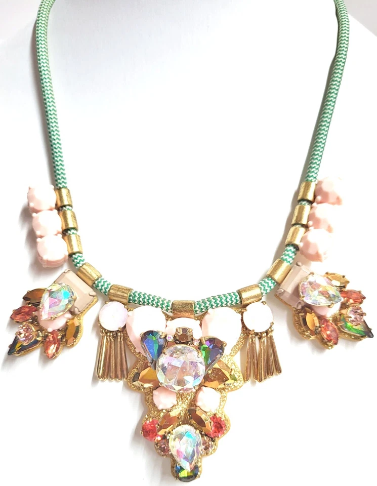 Collar J.Crew Libélula Cristal Distintivo Multicolor Oro Claro Cuero Buey  Foto 4 de 4
