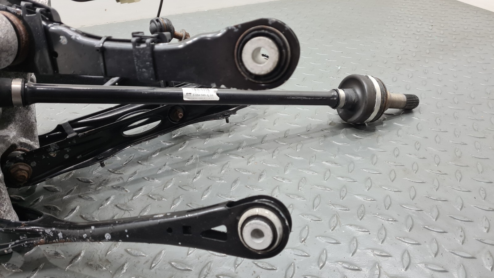 BMW 5 SERIES G30 G31 520D RIGHT REAR SUSPENSION DRIVESHAFT 6883340  