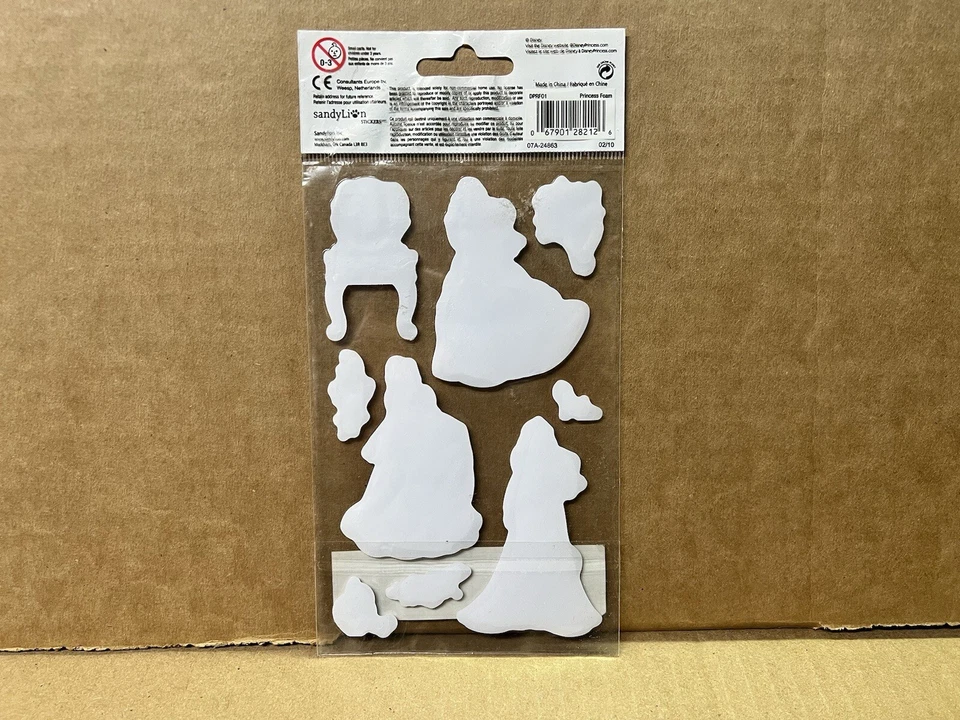 9 pegatinas de espuma de princesa Disney Bella, Cenicienta, La Bella Durmiente Foto 2 de 4