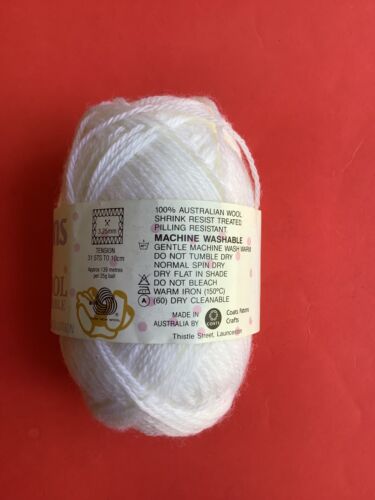 150g Mixed Knitting Yarn 3 ply 4 ply Baby Wool PATONS SHEPHERD HEIRLOOM NEW - Picture 3 of 8