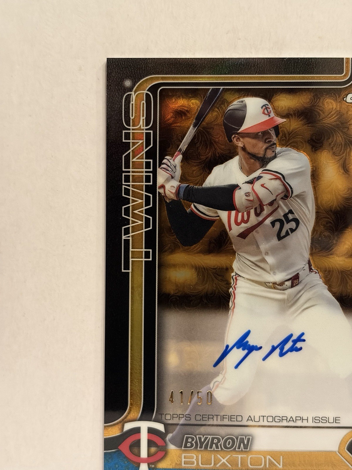 2025 Topps Chrome GILDED# CGA-BB BYRON BUXTON Chrome Blue/Gold AUTO /50 view 5