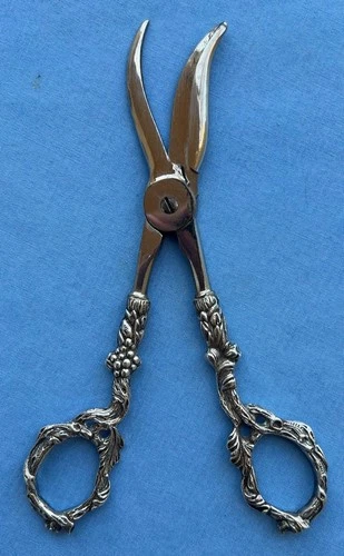 S. Kirk & Son Sterling Silver Repousse Grape Scissors Shears 96g