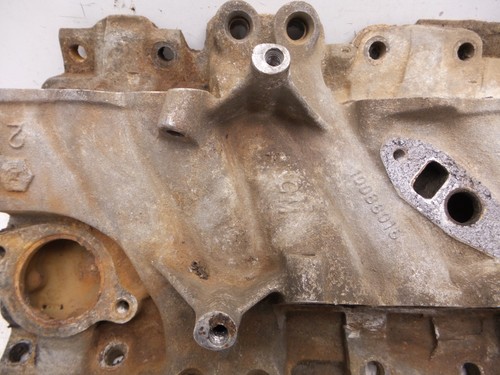 87-92 Camaro SBC 350 Tuned Port Lower Intake Manifold GM 10066015 - Picture 8 of 19