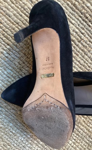 Women’s OROTON BLACK SUEDE HEELS SIZE 37/6 - Picture 7 of 9