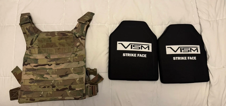 Portador de placas minimalista Grey Ghost + 2 placas NcSTAR 10×12 nivel III Foto 2 de 4