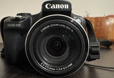 Canon PowerShot SX50 HS 12.1MP Black Bridge Camera 50x Zoom Full HD IS