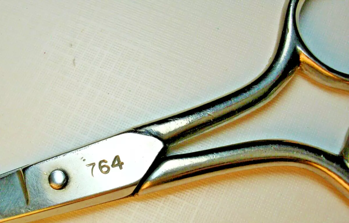 Wiss Sewing & Embroidery Scissors, 4 1/8 in 764