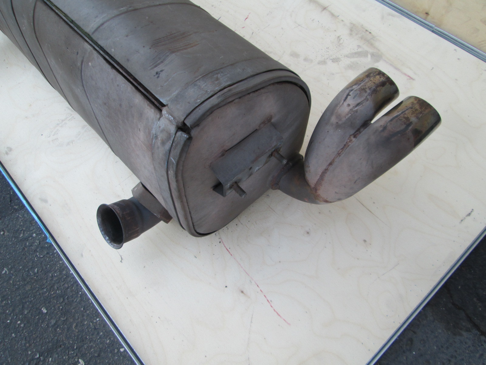 Ferrari Mondial 3.4 T -  Exhaust Muffler -  USED - Part #  138887