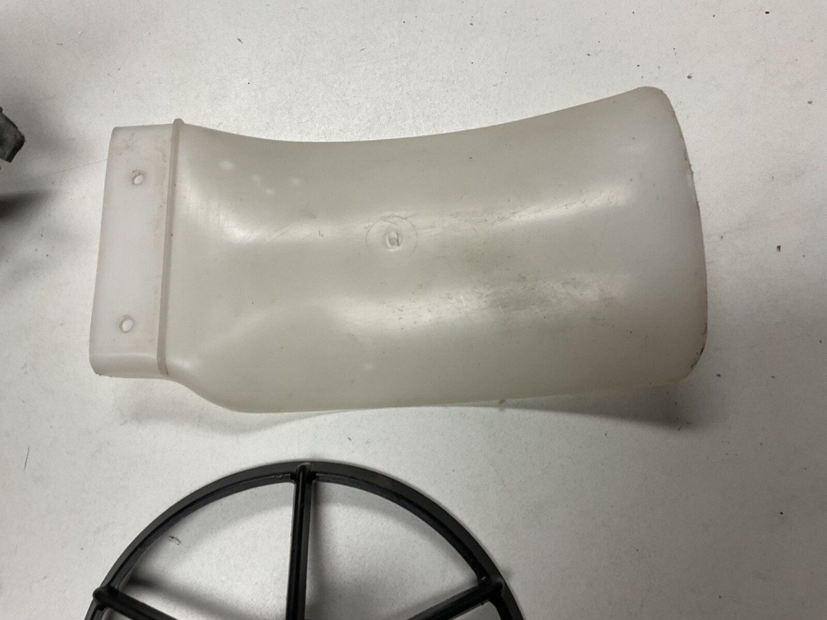 1995-1996 Honda CR250R CR250 CR 250 250R OEM Air Box Airbox 1995-1996 Honda CR250R CR250 CR 250 250R OEM Air Box Airbox