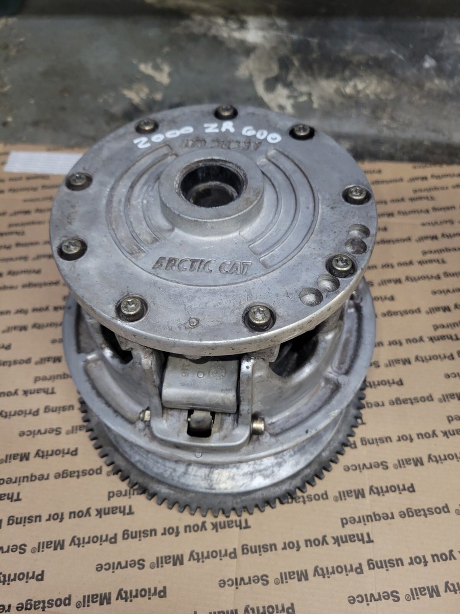 Arctic Cat Primary Clutch W/ Gear ring From A 2000 ZL/ ZR 600 Z