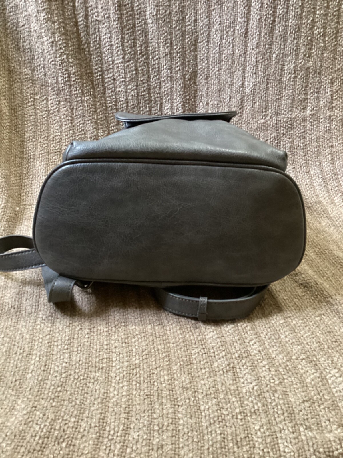CONVERTIBLE BACKPACK - image 4