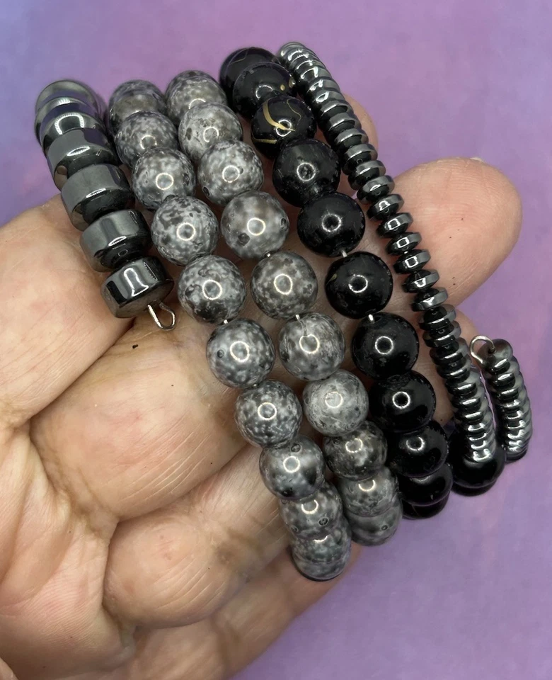 Pulsera envolvente hematita negra gris bobina de cuentas pila de alambre expandible Foto 2 de 4