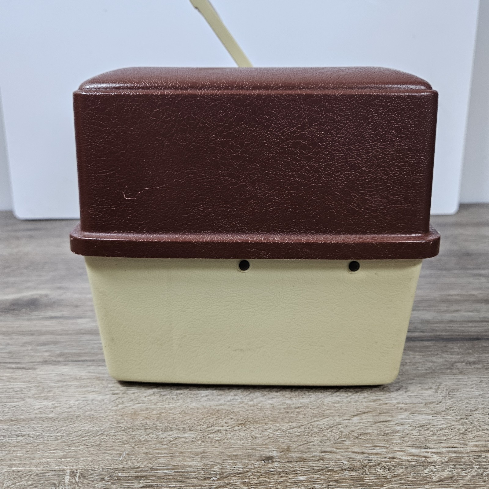 Vtg Plano 4200 Fishing Tackle Box 2 Tray Fold Out Brown Tan USA Made W/ Dividers