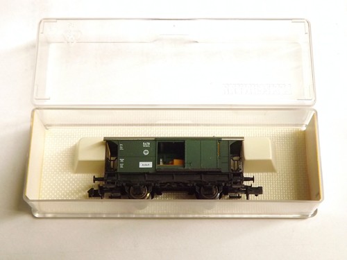 Fleischmann 4 Rad Schiebetür Gepäck grün 9478 (Spur N) originalverpackt | Zustand: Used