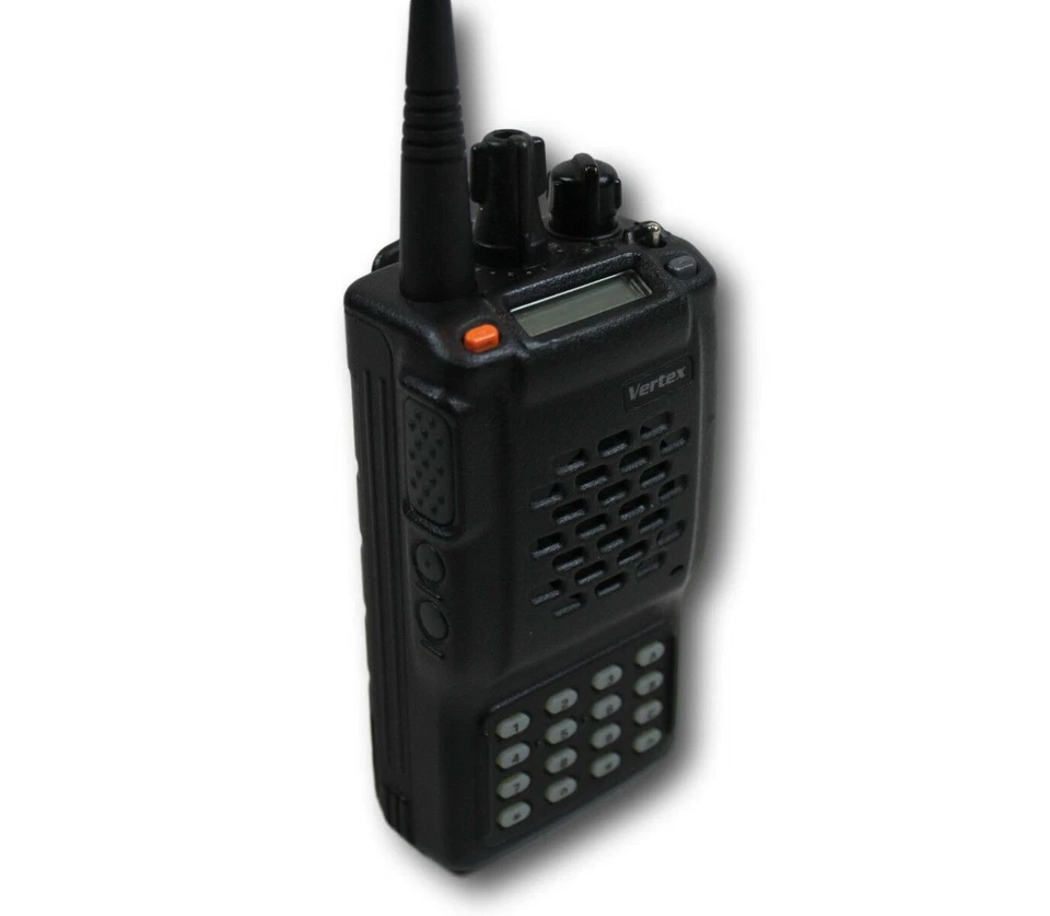 Vertex  VX800 VX-800 UHF 450-485 Mhz FULL KEYPAD Portable Radio - Image 3 of 4