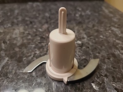 Cuisinart DLC-1 Mini Food Processor Sharp Blade Stem Part FP-099R Replacement