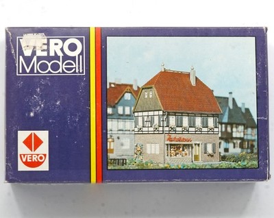 09832 HO H0 1:87 Vintage VERO MODELL  Bausatz Stadthouse m. Laden