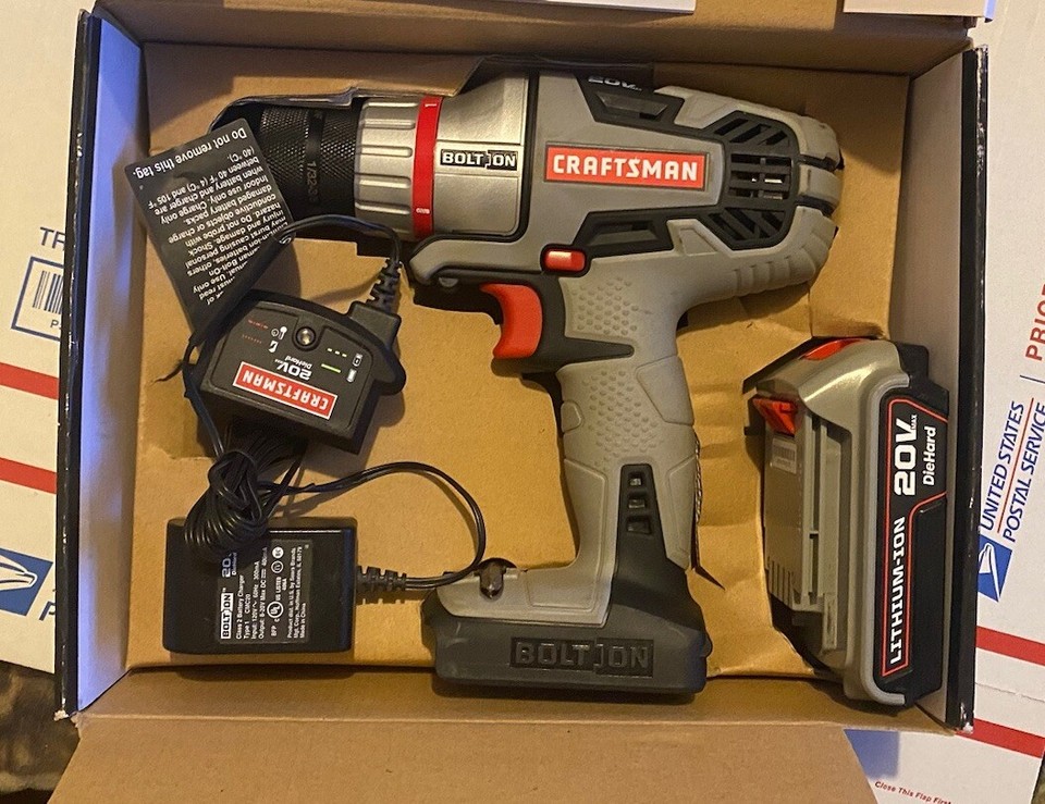 Craftsman 20V Bolt On Drill Kit 00946133 Battery Charger ,DISPLAY MODEL