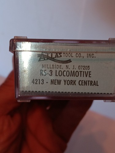 N-scale Atlas NYC RS-3 locomotive - Picture 8 of 8