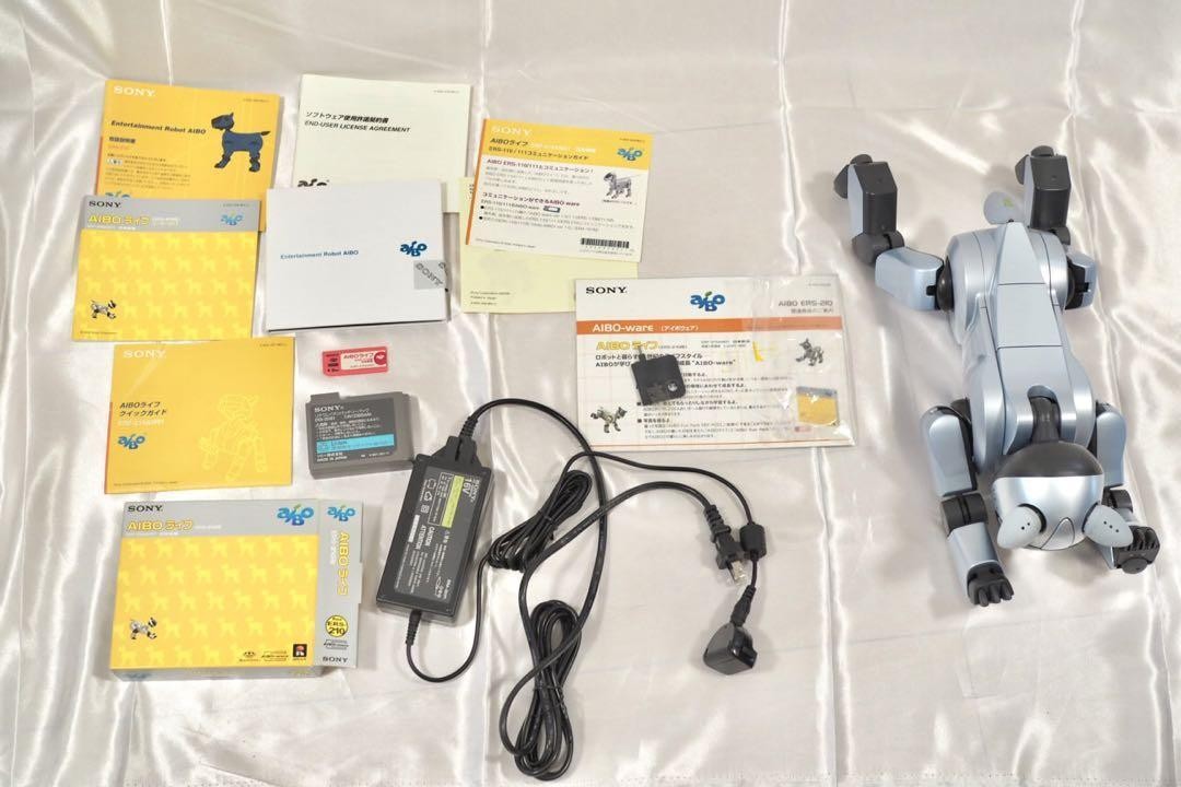 SONY AIBO ERS-210 Dog-Shaped Virtual Pet Robot Silver w
