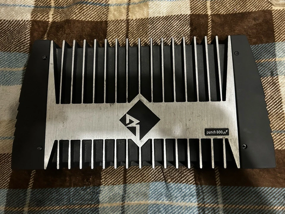 Rockford Fosgate 800a4 — 第 2/4 张图片