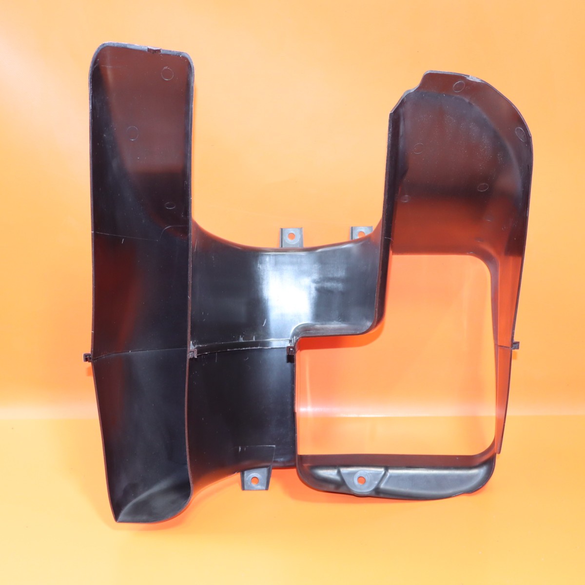 ROLLS ROYCE CULLINAN RADIATOR AIR DUCT RIGHT PASSENGER 2019-2024 51137450786 OEM