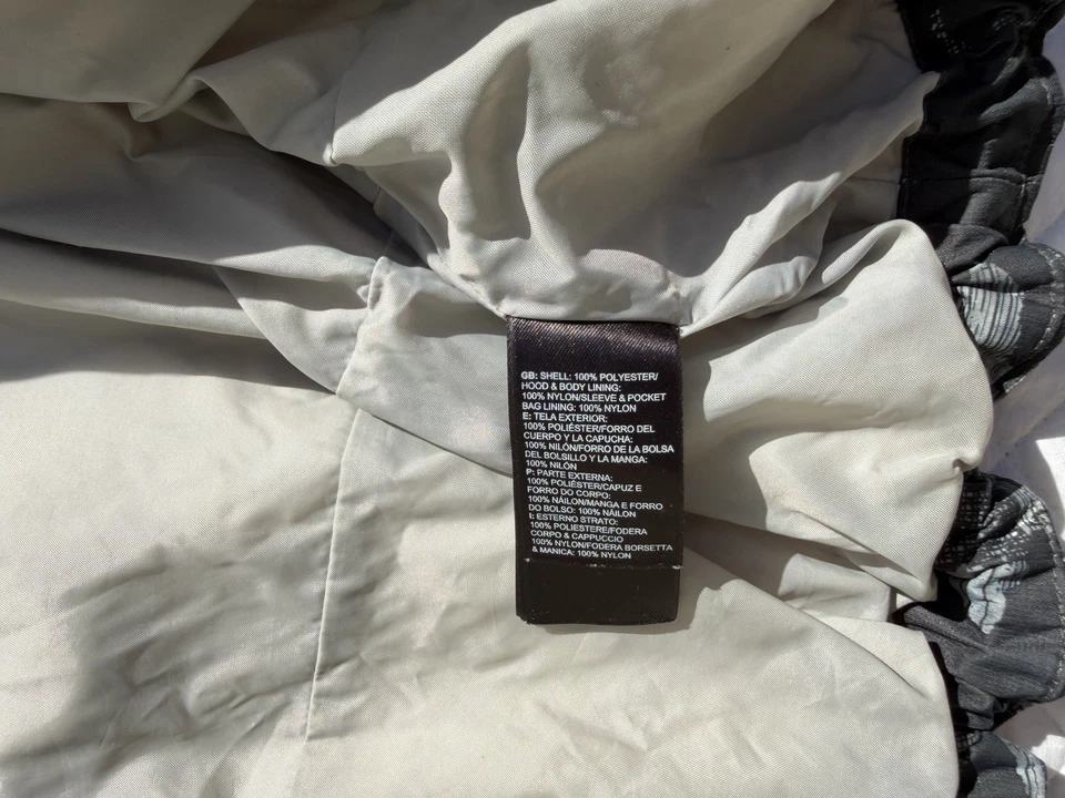 The North Face Black Camouflage Digi Print Millerton Shell Jacket Dryvent Sz Xl - Image 4 of 4