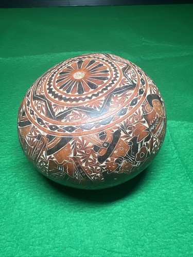 Peruvian Gourd Hand Carved Dancing People Scene Painted Folk Art - Picture 2 of 10